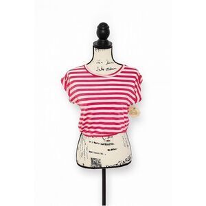 Belle du Jour Pink & White Striped Cropped Tee Shirt Women’s Size Small NWT